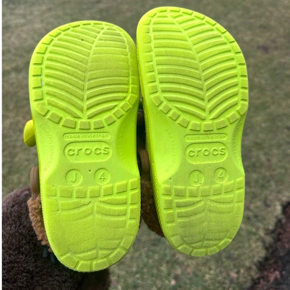 Crocs Classic Dreamworks Shrek Clogs Big Kids Size J4 Slime Green Shoes - Picture 5 of 12